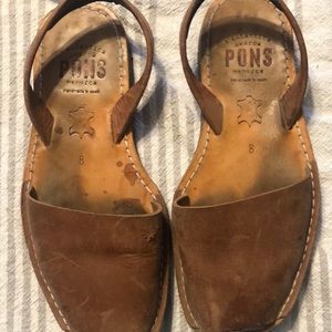 Pons sandals.